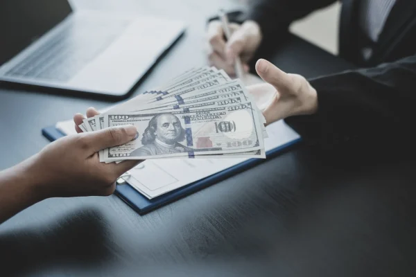 The owner’s business personally signed the deal closing the deal by accepting bribes. The concept The owner's business personally signed the deal closing the deal by accepting bribes. The concept